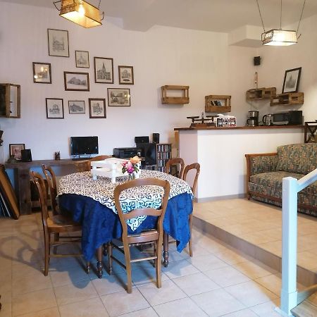 La Verte Vallee Martigny-Courpierre 外观 照片